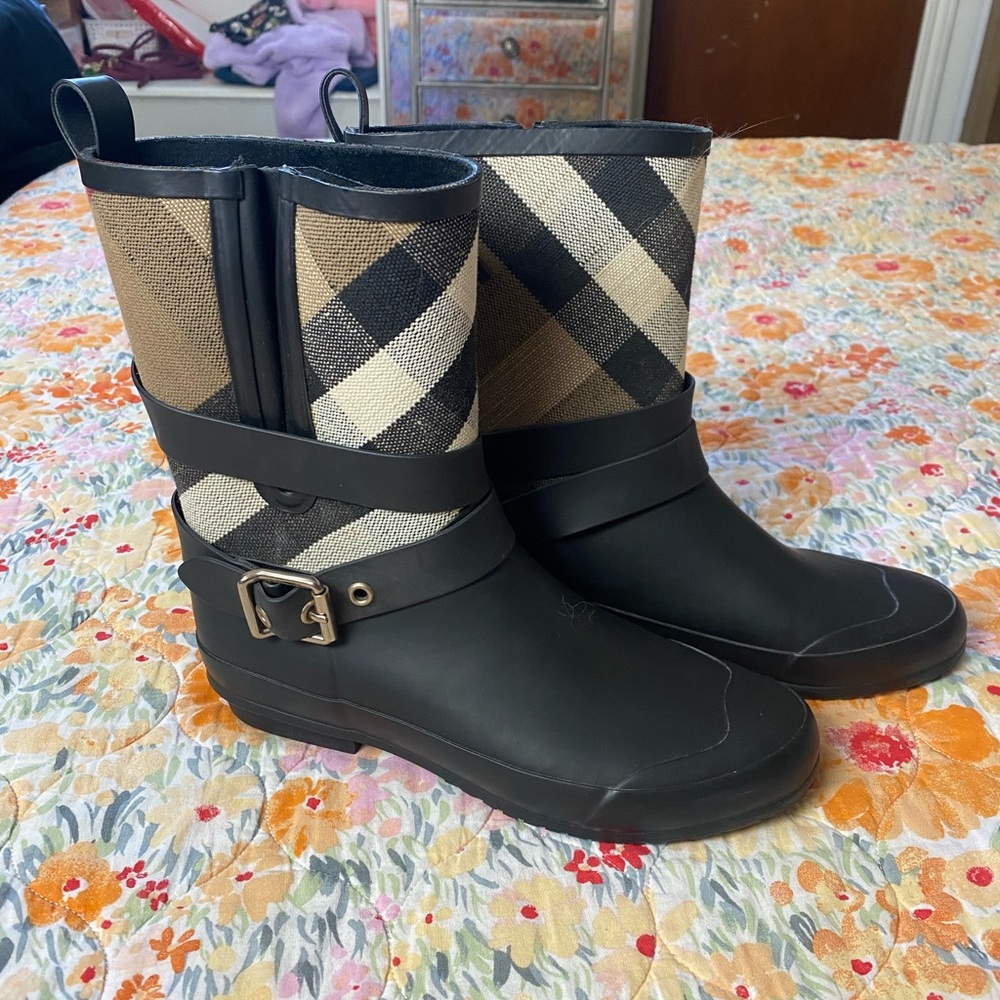 Burrberry Holloway Check Canvas Short Rain Boot